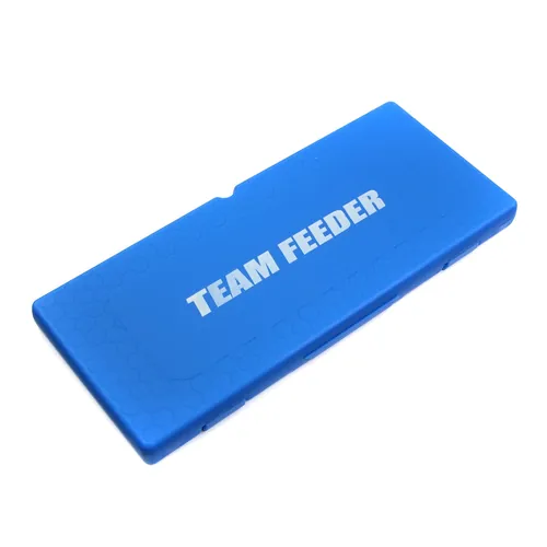 TEAM FEEDER ELŐKETARTÓ DOBOZ L